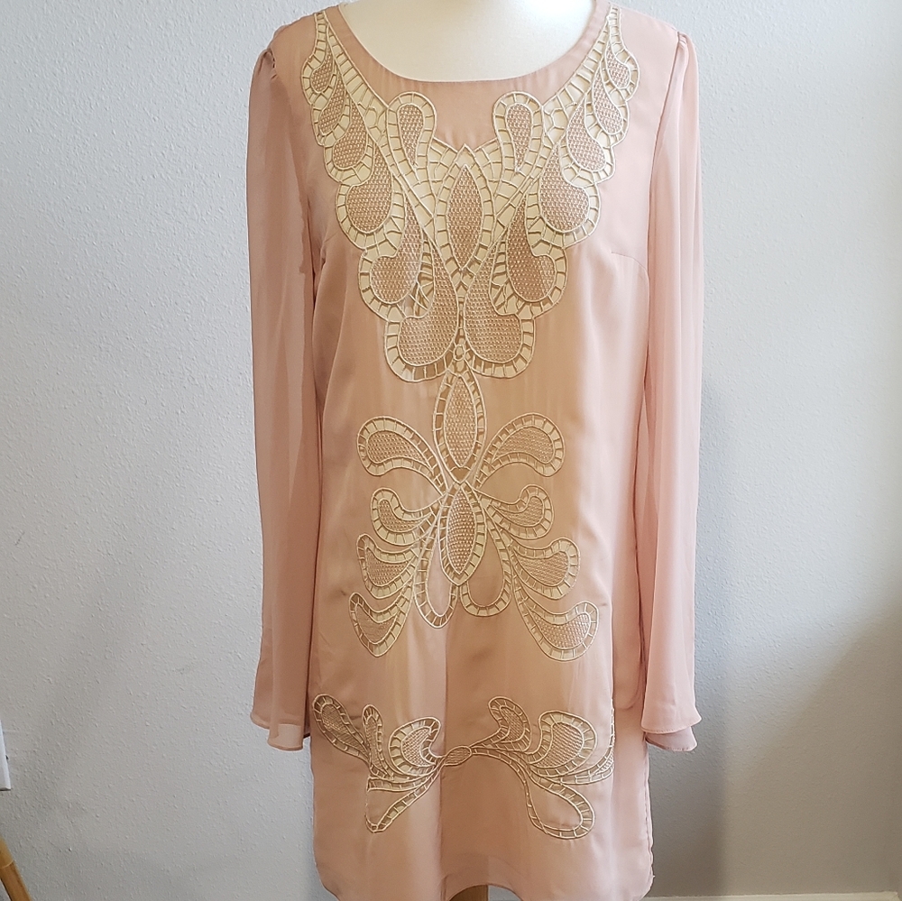 NWOT Arden B Bell Sleeve Lace Overlay Dress